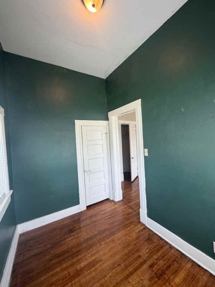 124 N Pearl Ave #1 - Photo 7 of 13