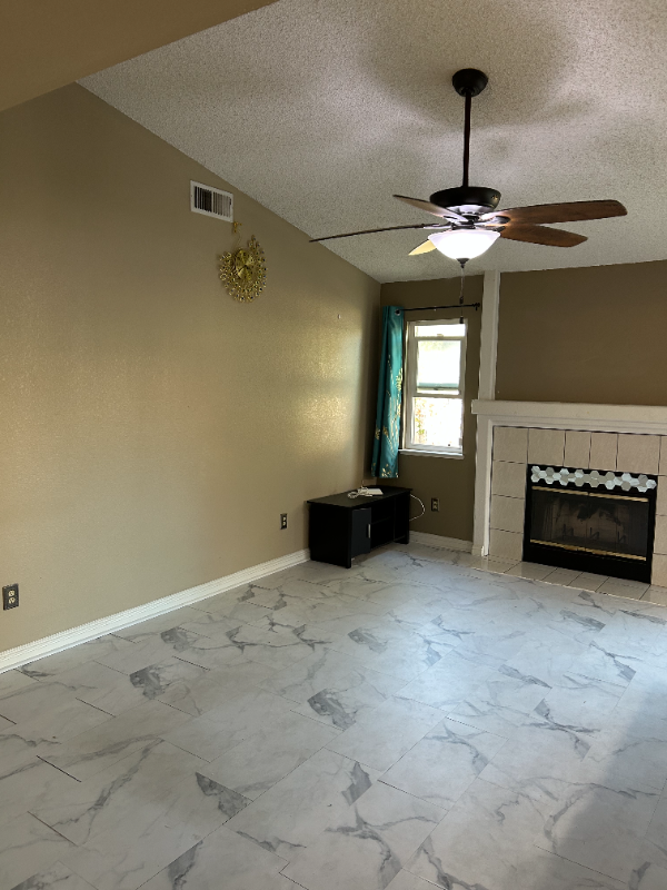 9110 Sonoma Way - Photo 2 of 6