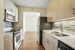 551 N Kingsbury St - Photo 1 of 1