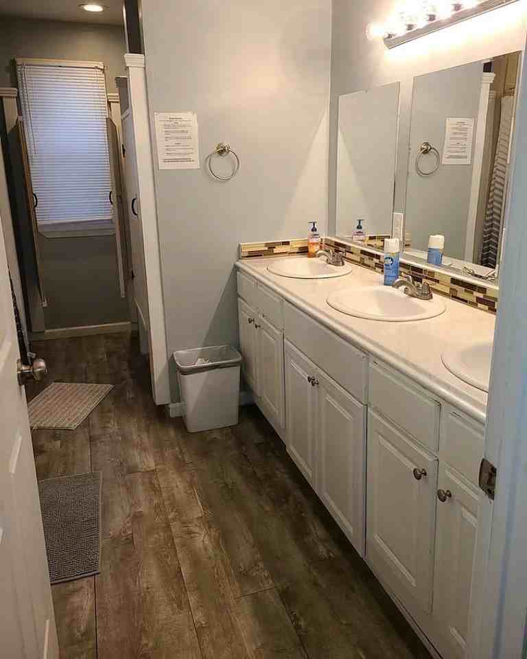 792 Parsons St Sw #1 - Photo 4 of 5