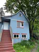 featured image of 562 Kelly Blvd