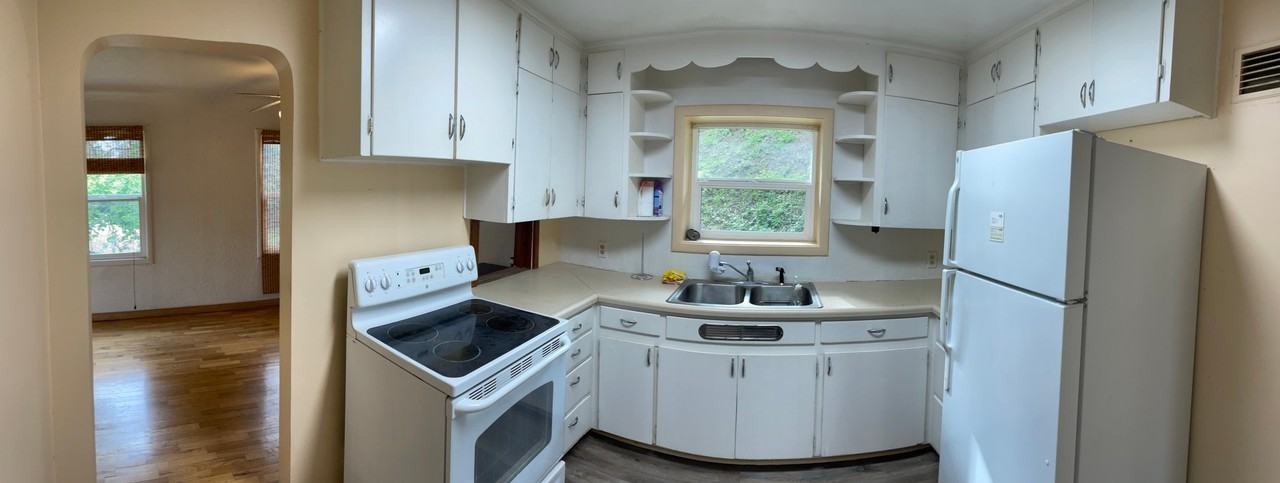 562 Kelly Blvd - Photo 7 of 20
