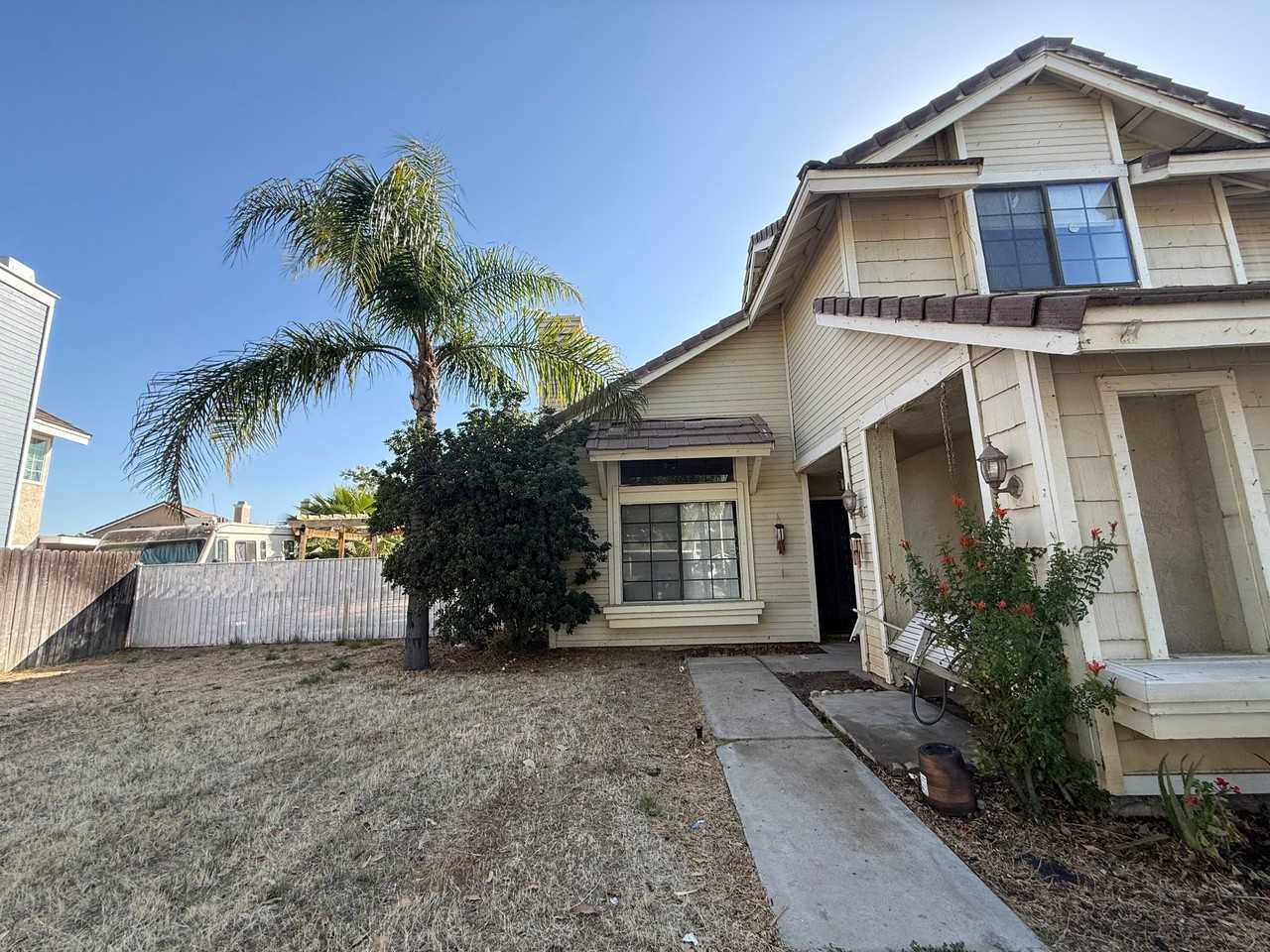 15831 Nan Ave - Photo 2 of 25