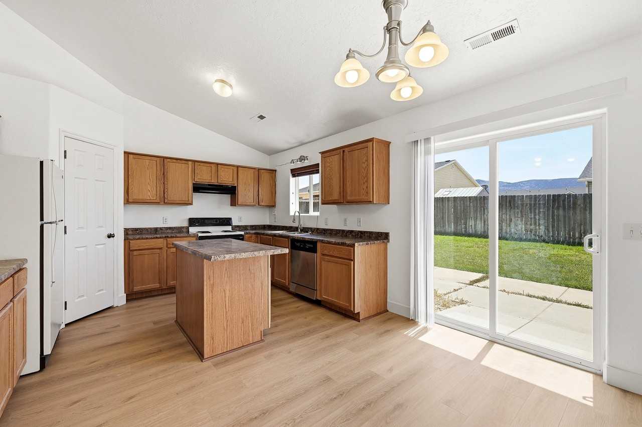 473 Wn - Photo 6 of 20