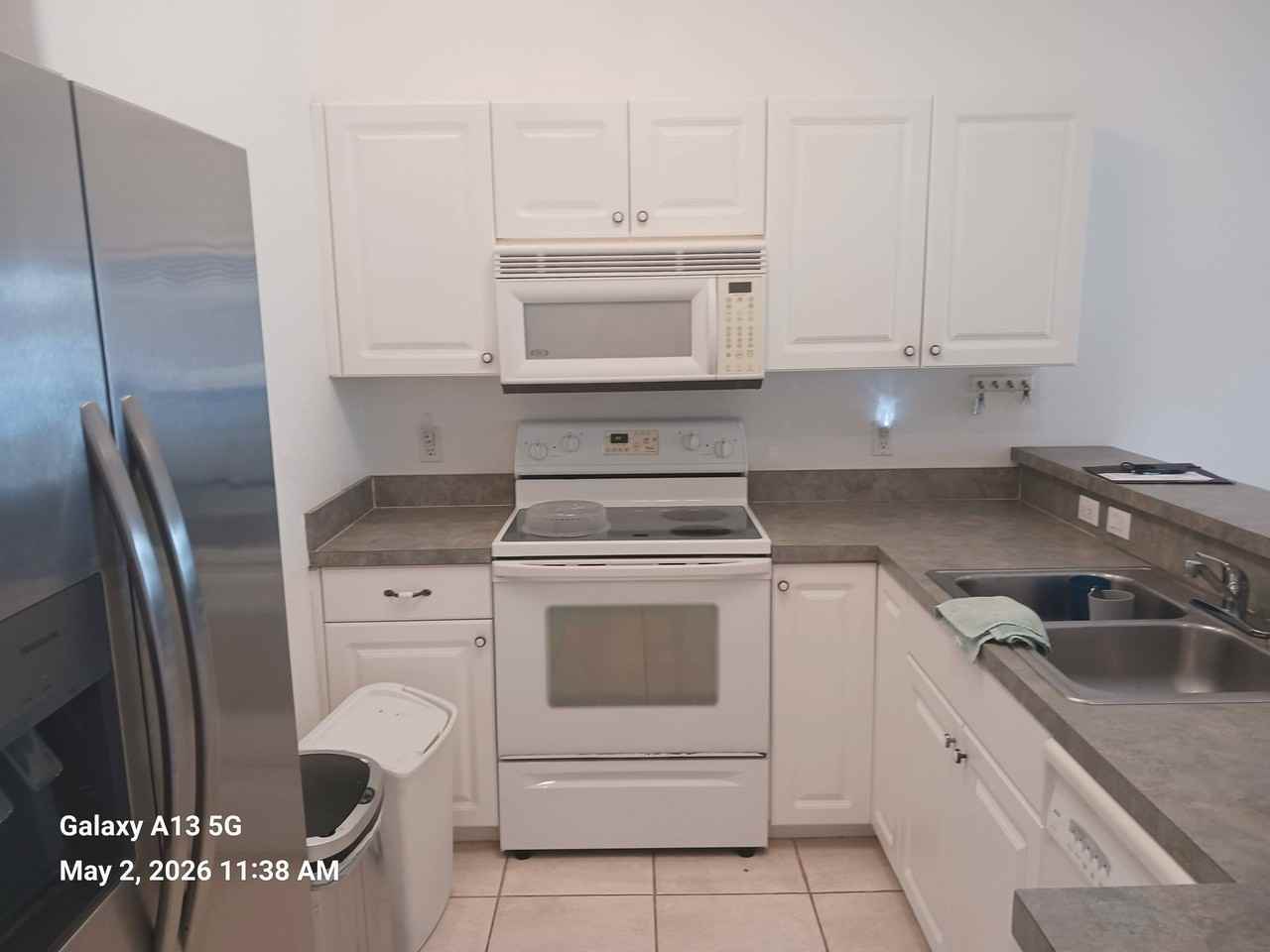 711 Se 12th Ct #NA - Photo 5 of 13