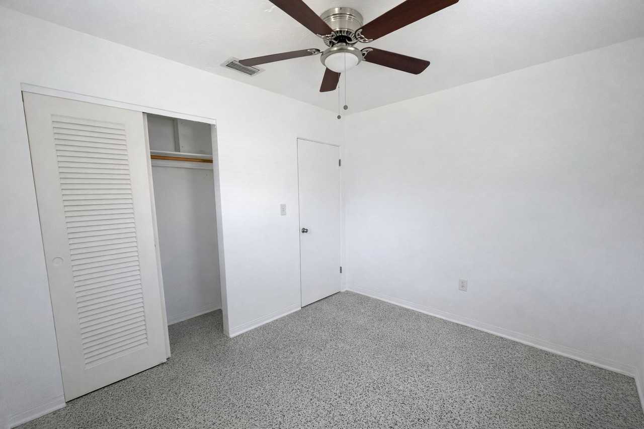 1440 Mandel Rd - Photo 7 of 11