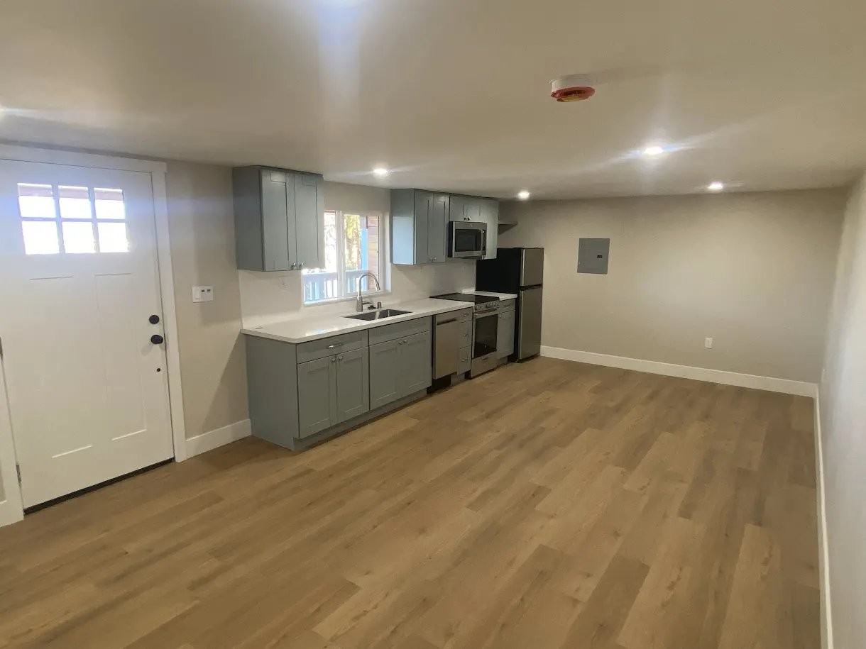 8090 Vista Dr - Photo 6 of 13