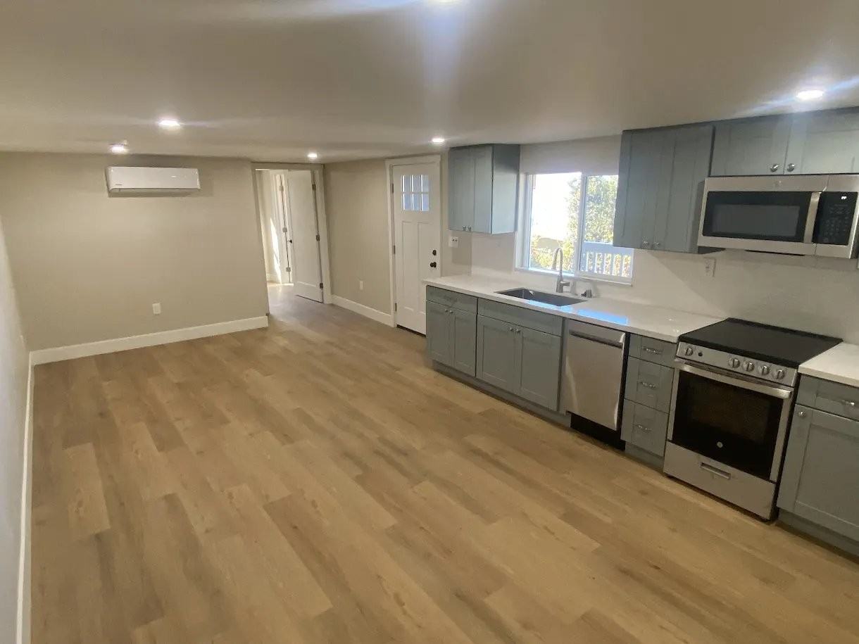 8090 Vista Dr - Photo 7 of 13