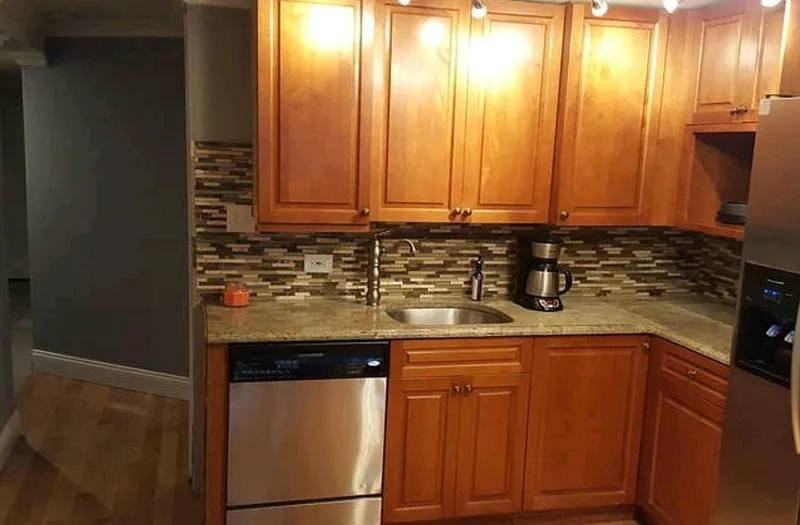 2847 W Warren Blvd - Photo 2 of 3