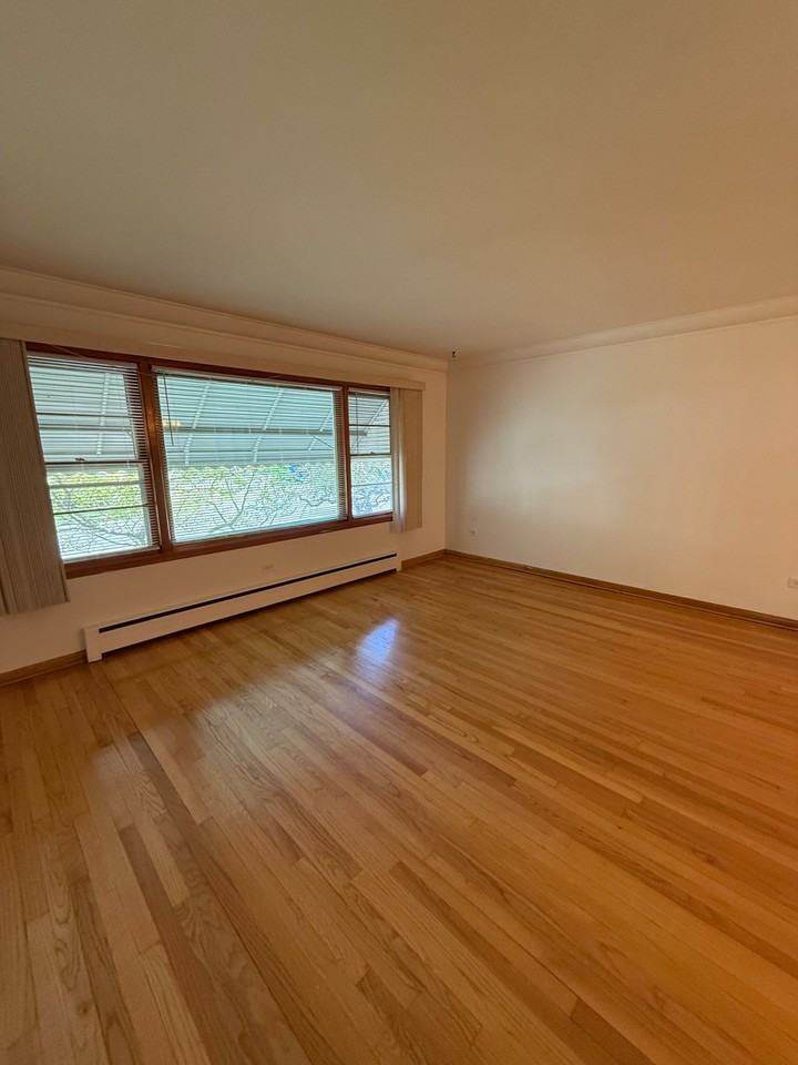 4610 Washington St - Photo 2 of 8