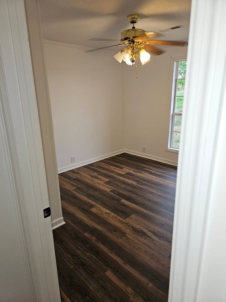 360 County Road - Photo 7 of 11