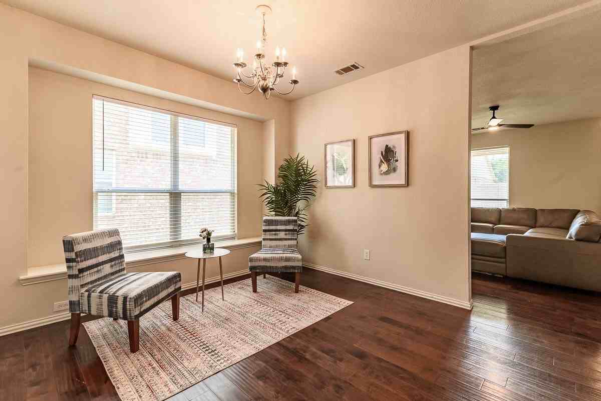 2856 Spotted Owl Dr - Photo 4 of 20