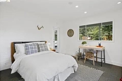 4254 Gregory St - Photo 4 of 50