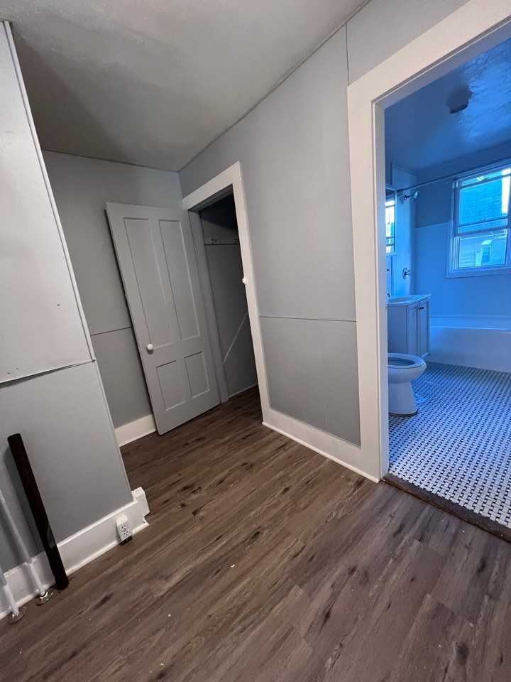 325 Front St #1stFL - Photo 7 of 10