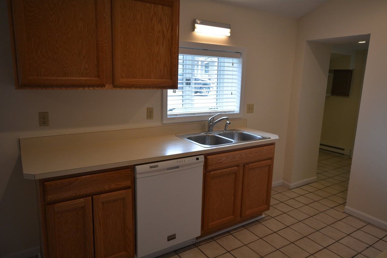 3781 4 Mile Rd N - Photo 6 of 18