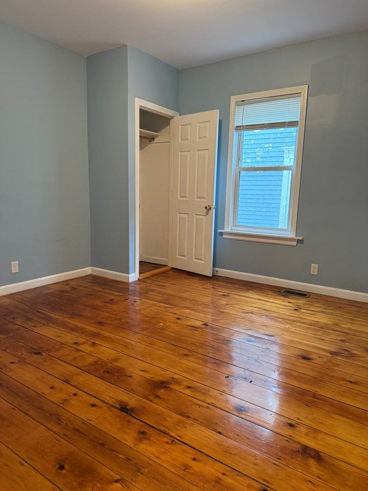 69 Catharine St #1 - Photo 2 of 17