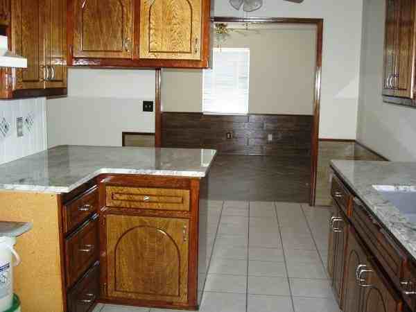1032 Nw 8th St - Photo 5 of 20