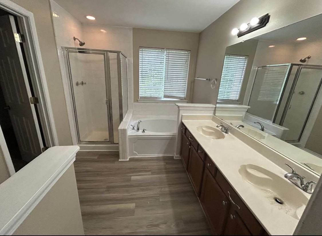 4403 Horseshoe Ct - Photo 7 of 9