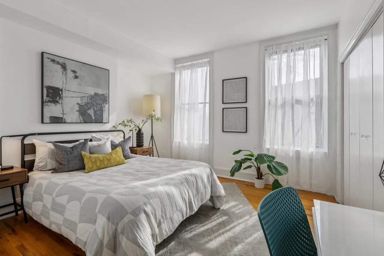 299 8th St - Photo 4 of 7