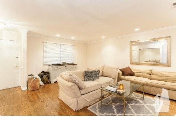 1330 N La Salle Dr #104 - Photo 3 of 13