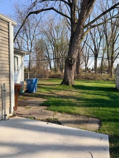 34295 Glover St - Photo 4 of 17