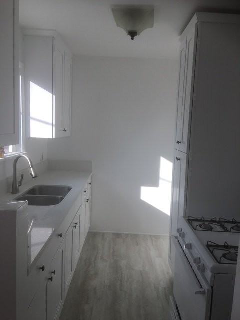 4261 1/2 Garthwaite Ave #NONE - Photo 6 of 8