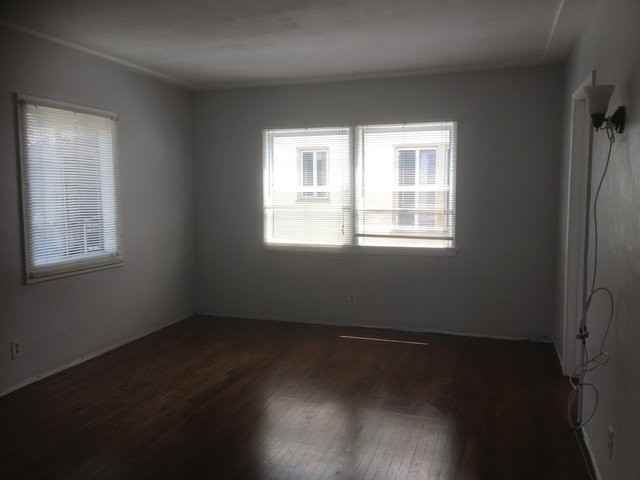 4261 1/2 Garthwaite Ave #NONE - Photo 7 of 8