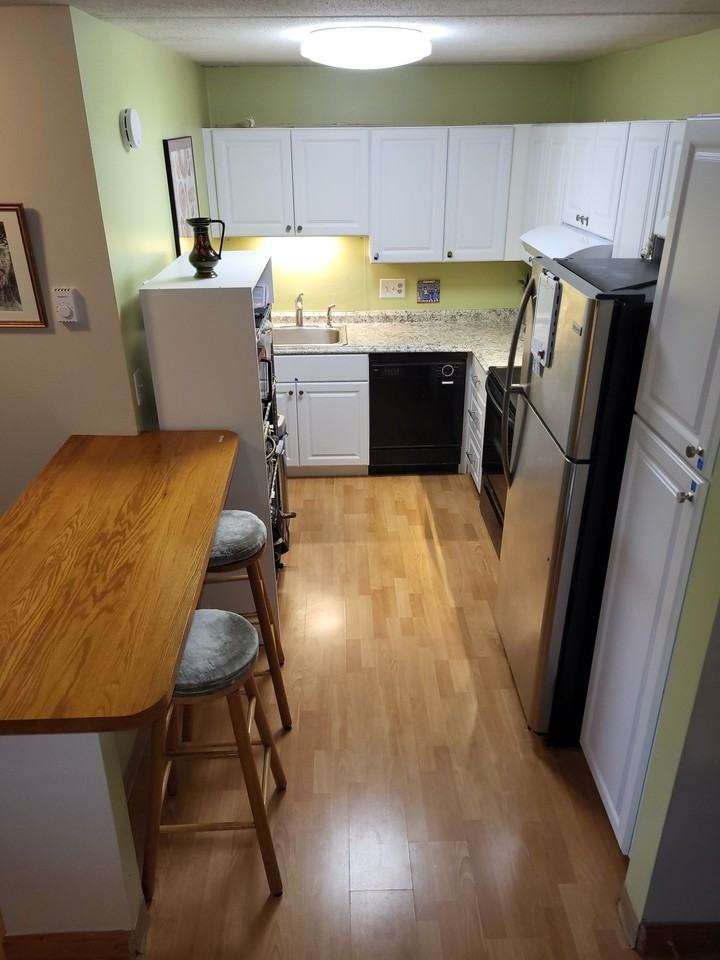 100 Granger Blvd - Photo 2 of 8