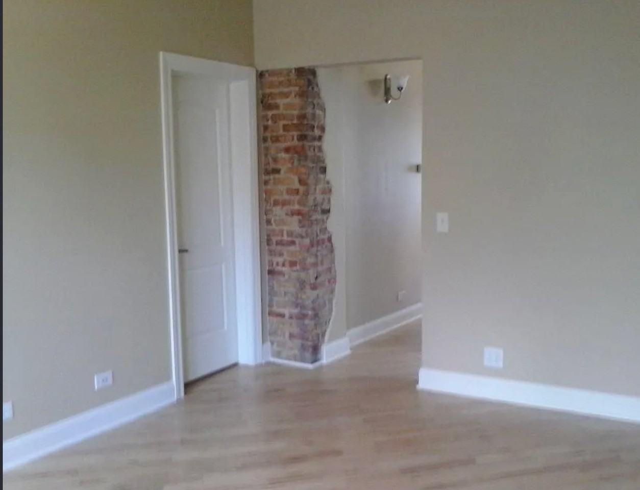 2929 N Ridgeway Ave #2 - Photo 2 of 4
