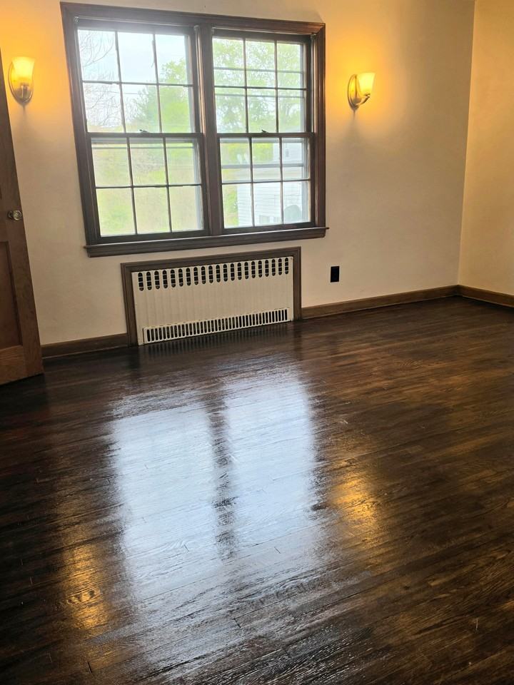 226 Chestnut Ave #1stFLLOR - Photo 5 of 10
