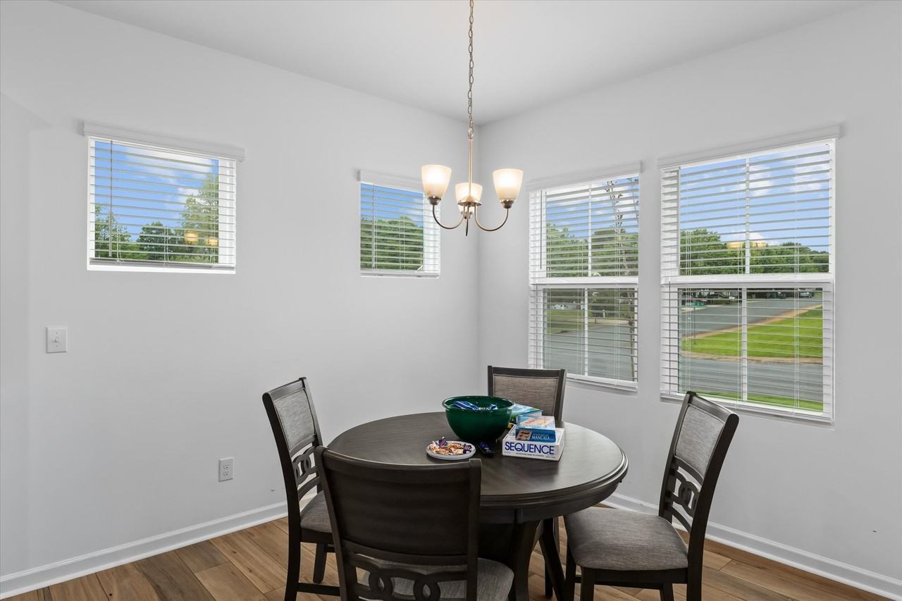 502 Amhurst St Sw #001 - Photo 6 of 13