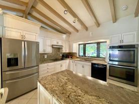 2725 Ne 27th Ct - Photo 1 of 1