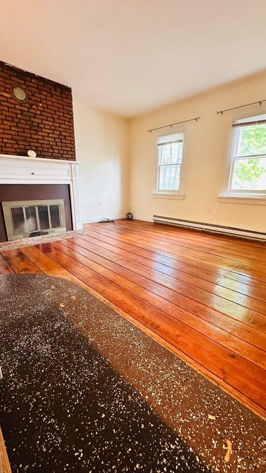 107 S River St #3 - Photo 3 of 13