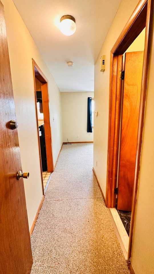 96 Main St #2R - Photo 3 of 16