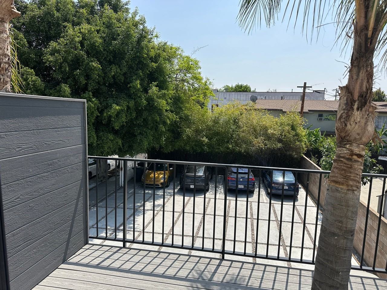 1702 S Hoover St #202 - Photo 6 of 9