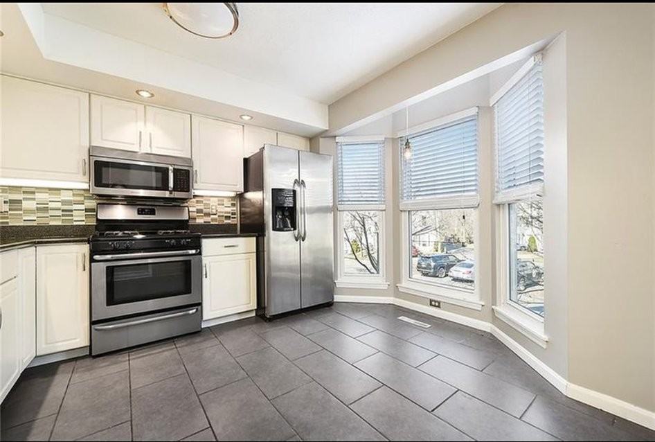 14 Hemingway St - Photo 5 of 20
