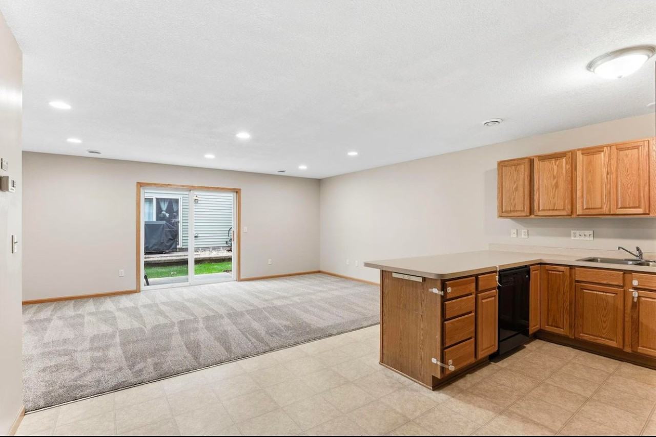 6372 13th St N - Photo 3 of 10