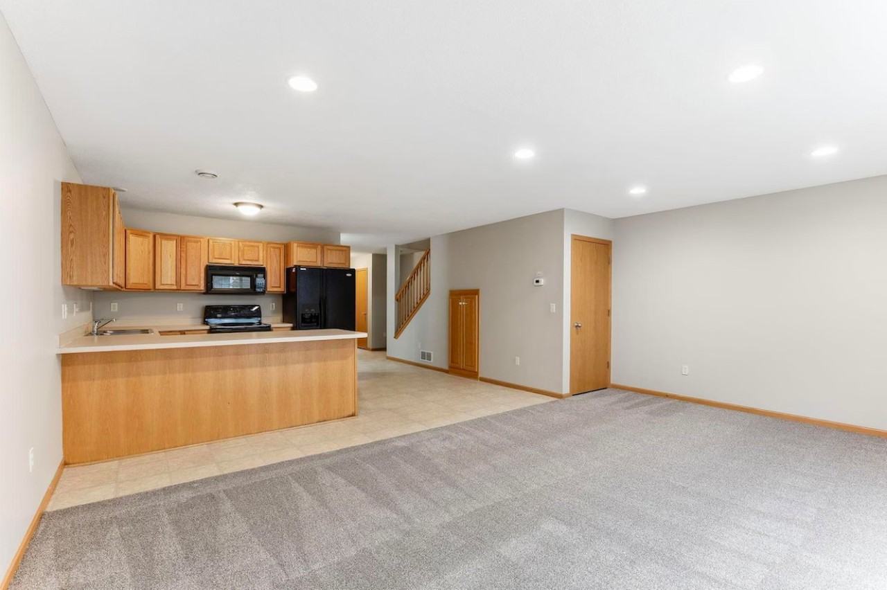 6372 13th St N - Photo 4 of 10