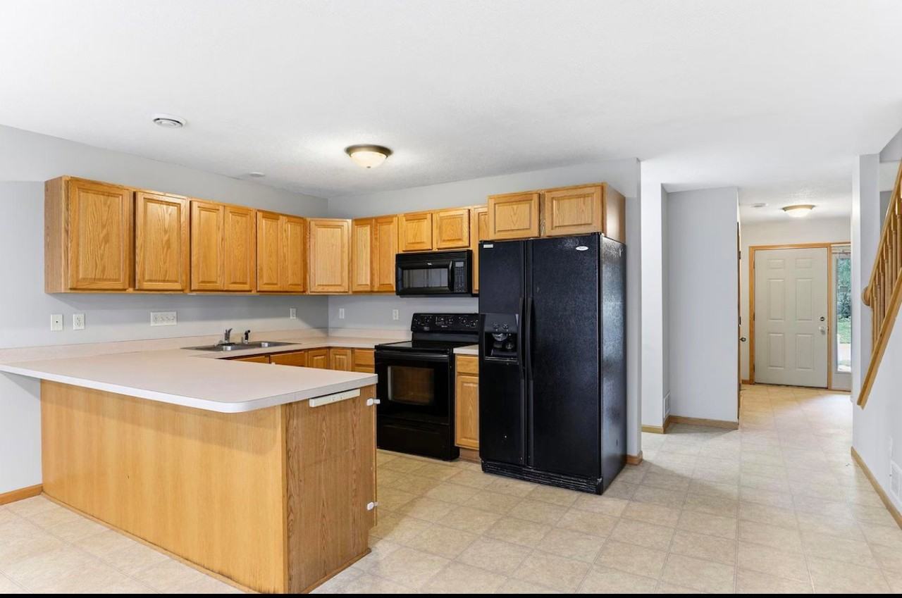 6372 13th St N - Photo 5 of 10
