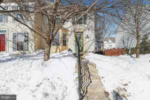 featured image of 4717 Wainwright Cir