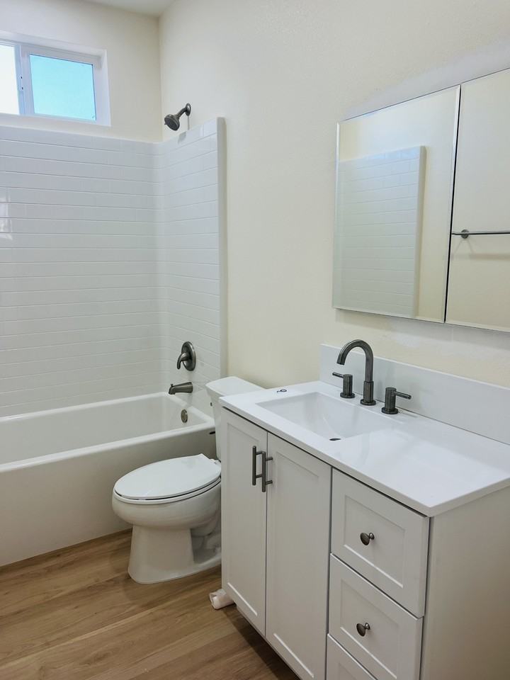 172 E Ramona St #NA - Photo 4 of 13