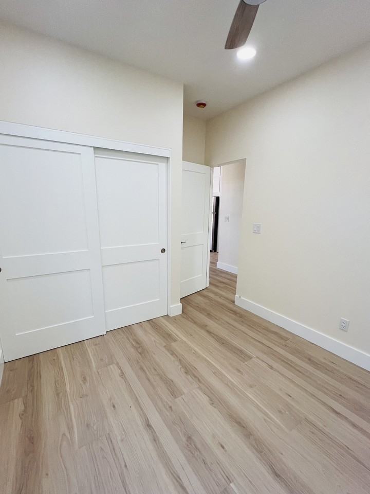 172 E Ramona St #NA - Photo 6 of 13