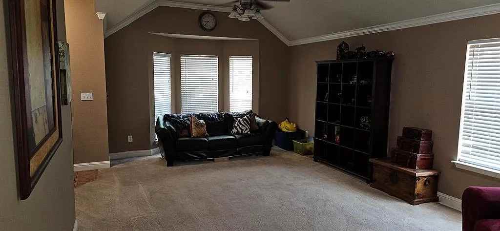 108 S Lynnwood Trl #NA - Photo 3 of 19