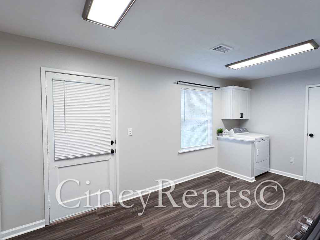 988 Stratford Pl #NA - Photo 7 of 28