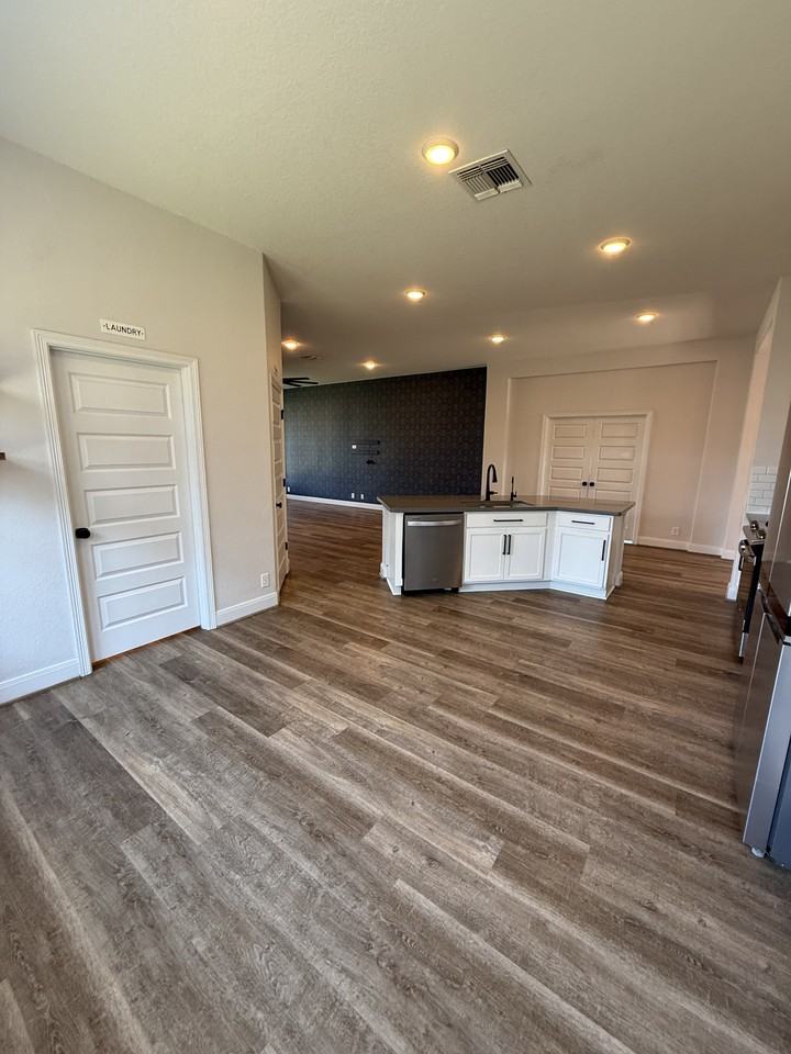 908 Ulster #NA - Photo 5 of 27