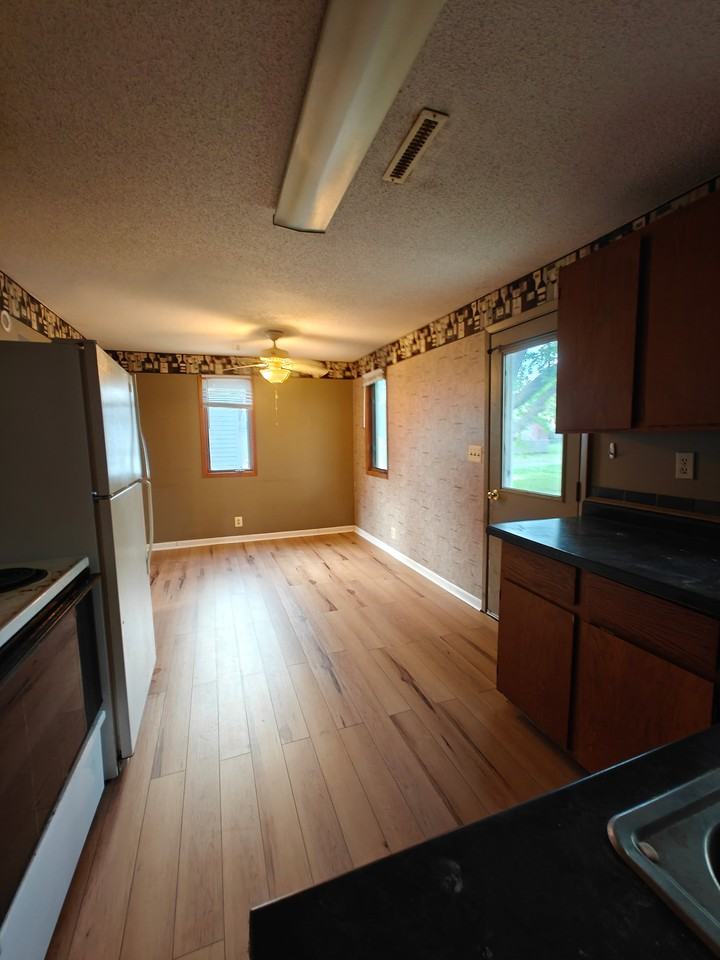 1307 Saint Joseph Ave #NA - Photo 6 of 10