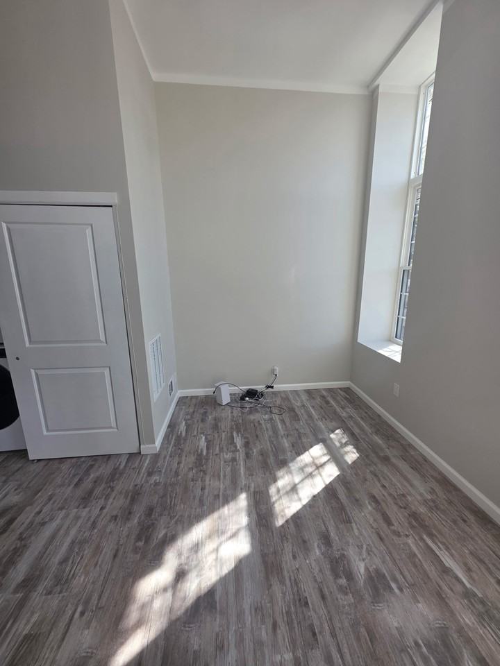 3016 E Thompson St - Photo 3 of 17