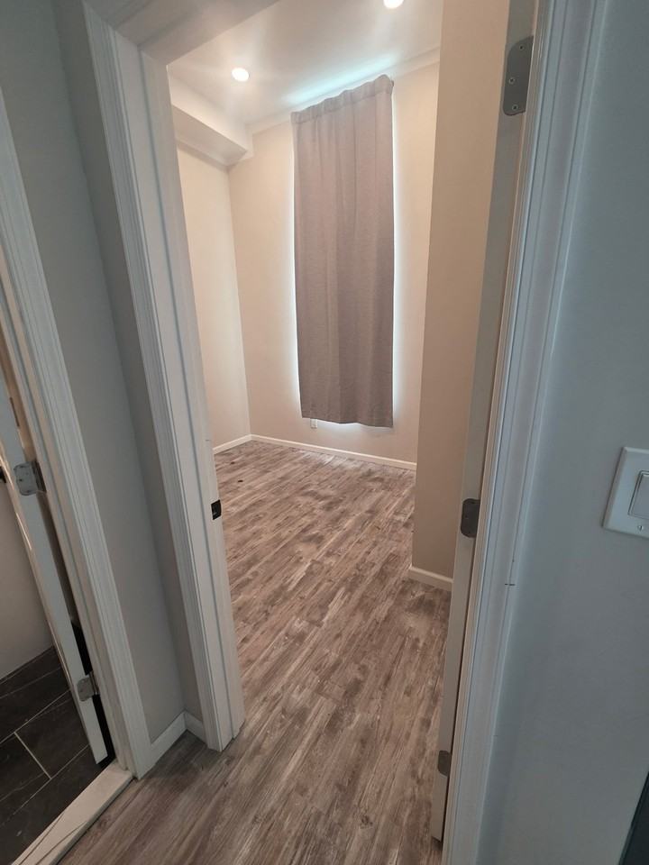 3016 E Thompson St - Photo 4 of 17