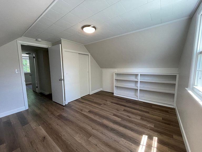 306 Park Road - Photo 2 of 15