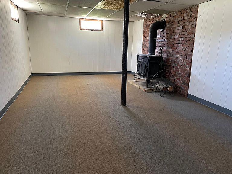 306 Park Road - Photo 6 of 15